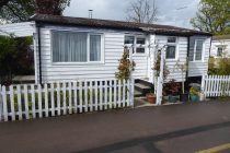 Photo: 2 Bedrooms, The Elms, Essex