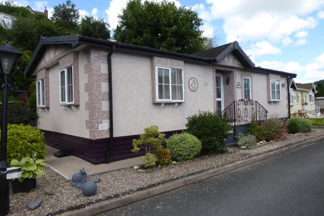 Photo: 2 Bedrooms, Linton Park, Herefordshire