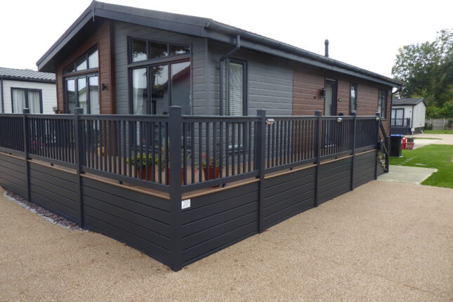 Photo: 2 Bedrooms, Thames Retreat, Surrey