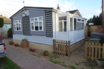 Photo: 2 Bedrooms, Red Lion Park, East Sussex