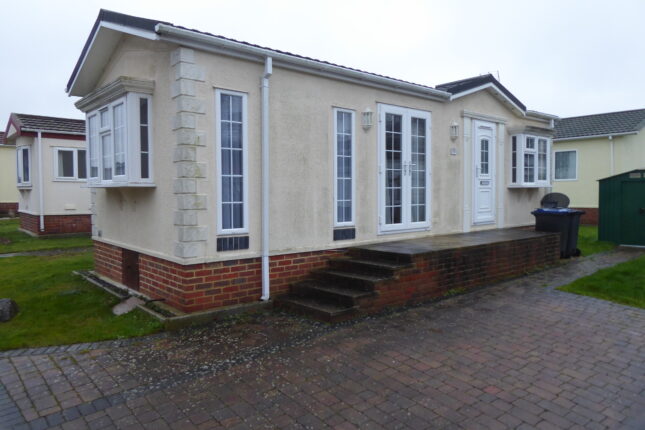 Photo: 1 Bedroom, Dengrove Park, Kent