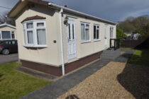 Photo: 1 Bedroom, The Oaks Park, Surrey