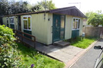 Photo: 2 Bedrooms, Duffins Orchard, Surrey