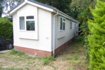 Photo: 2 Bedrooms, Fangrove Park, Surrey