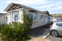 Photo: 1 Bedroom, Prince of Wales Park, Kent