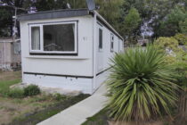Photo: 2 Bedrooms, Martins Park, Hampshire